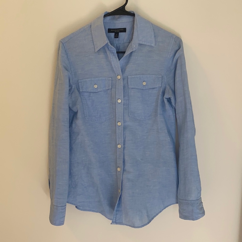 Banana republic baby blue linen shirt